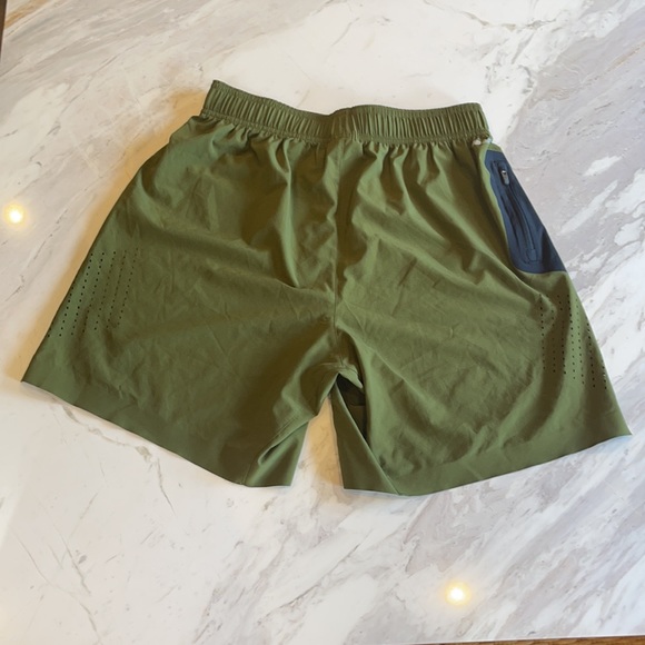 New Balance x J.Crew 7” Shift Workout Short - Picture 4 of 6
